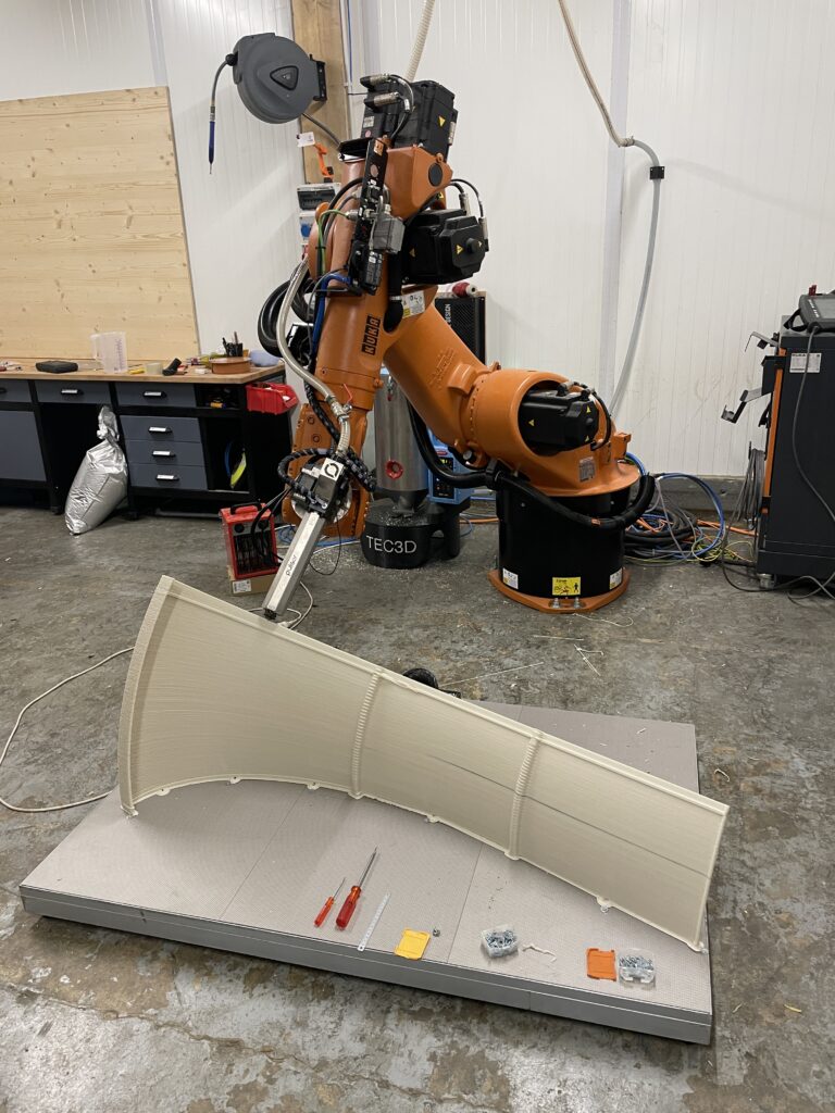 Fermeture de gaine technique en angle pour centre commerciale