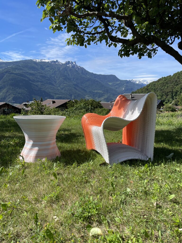 Ensemble table - chaise